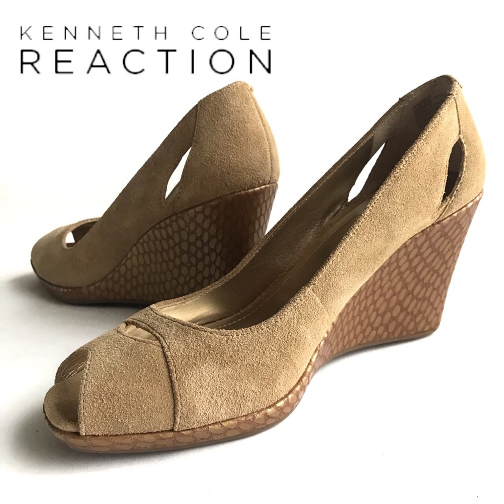 Kenneth Cole Women Sz 7.5 Tan Suede Wedge Peep Toe - Picture 1 of 8